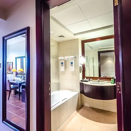 Arabian Ranches Golf Club Dubai Room photo